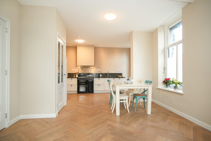 Photo 9 of Kerkstraat 34