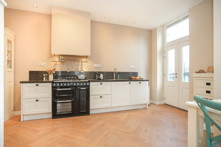 Photo 11 of Kerkstraat 34