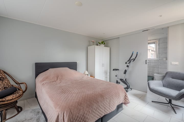 Foto 34 van Zuiderstraat 12