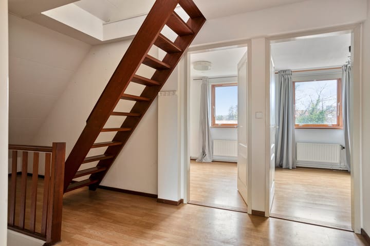 Foto 16 van Burgemeester Romeijnstraat 2