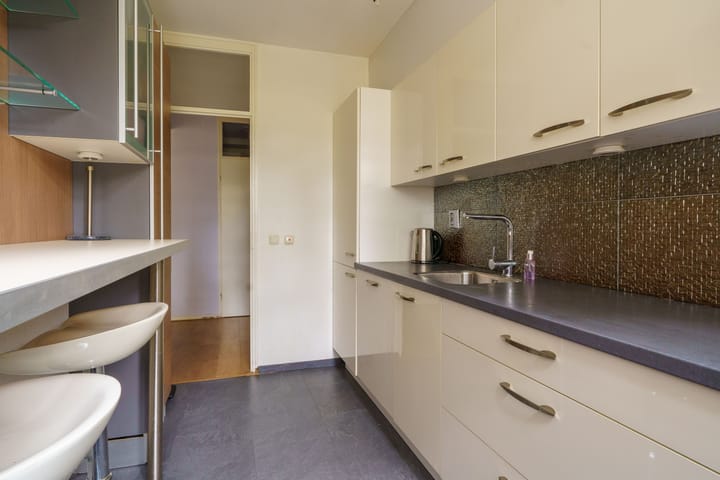 Photo 10 of Terpmeent 5