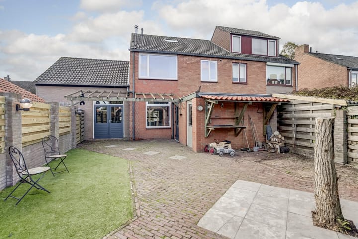 Foto 26 van Montgomerystraat 2