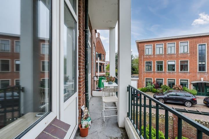 Foto 51 van Willem de Zwijgerlaan 13-A