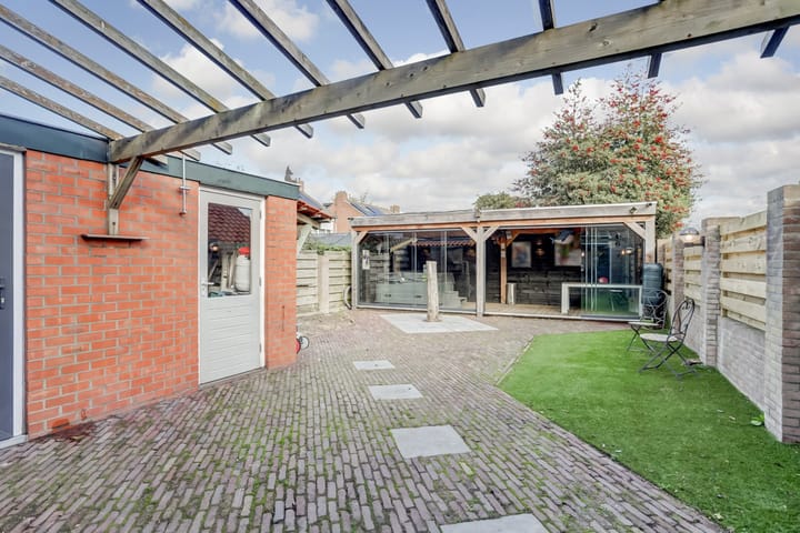 Foto 29 van Montgomerystraat 2