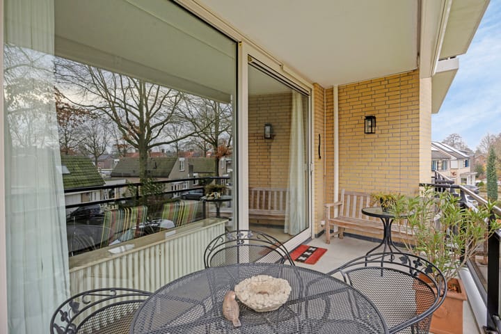 Foto 17 van Bernhardlaan 65