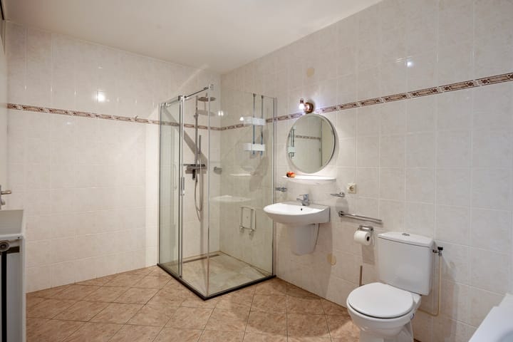 Foto 21 van Bernhardlaan 65