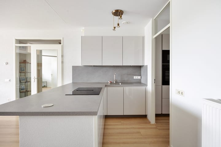 Foto 15 van Bernhardlaan 65