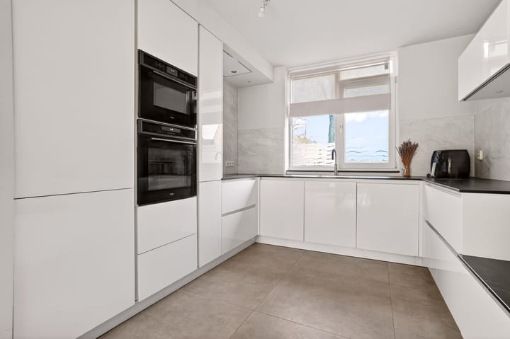 Photo 11 of Staatsmanlaan 17