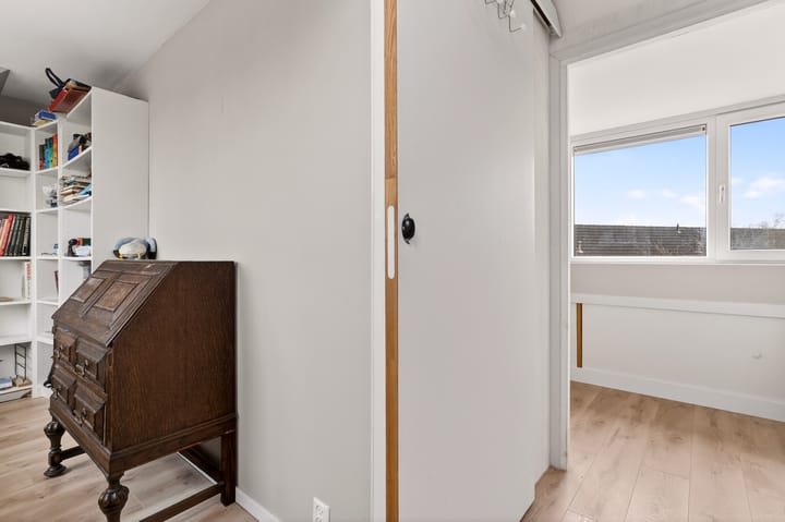 Photo 22 of Staatsmanlaan 17