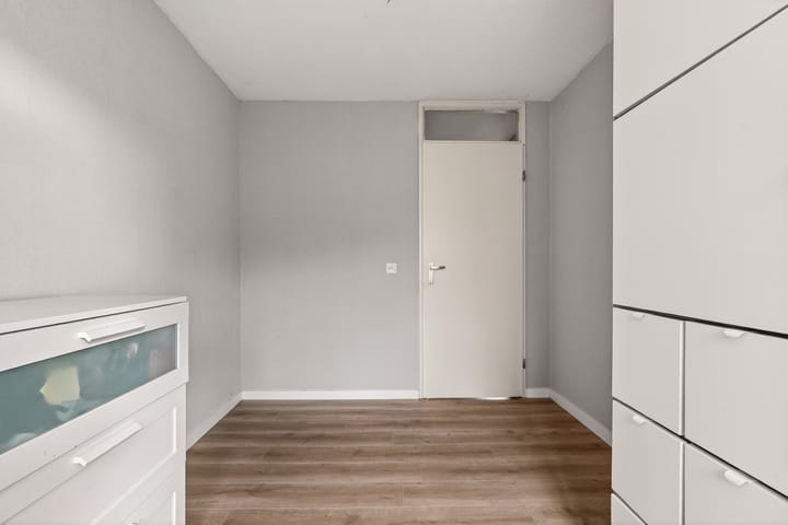 Photo 36 of Staatsmanlaan 17