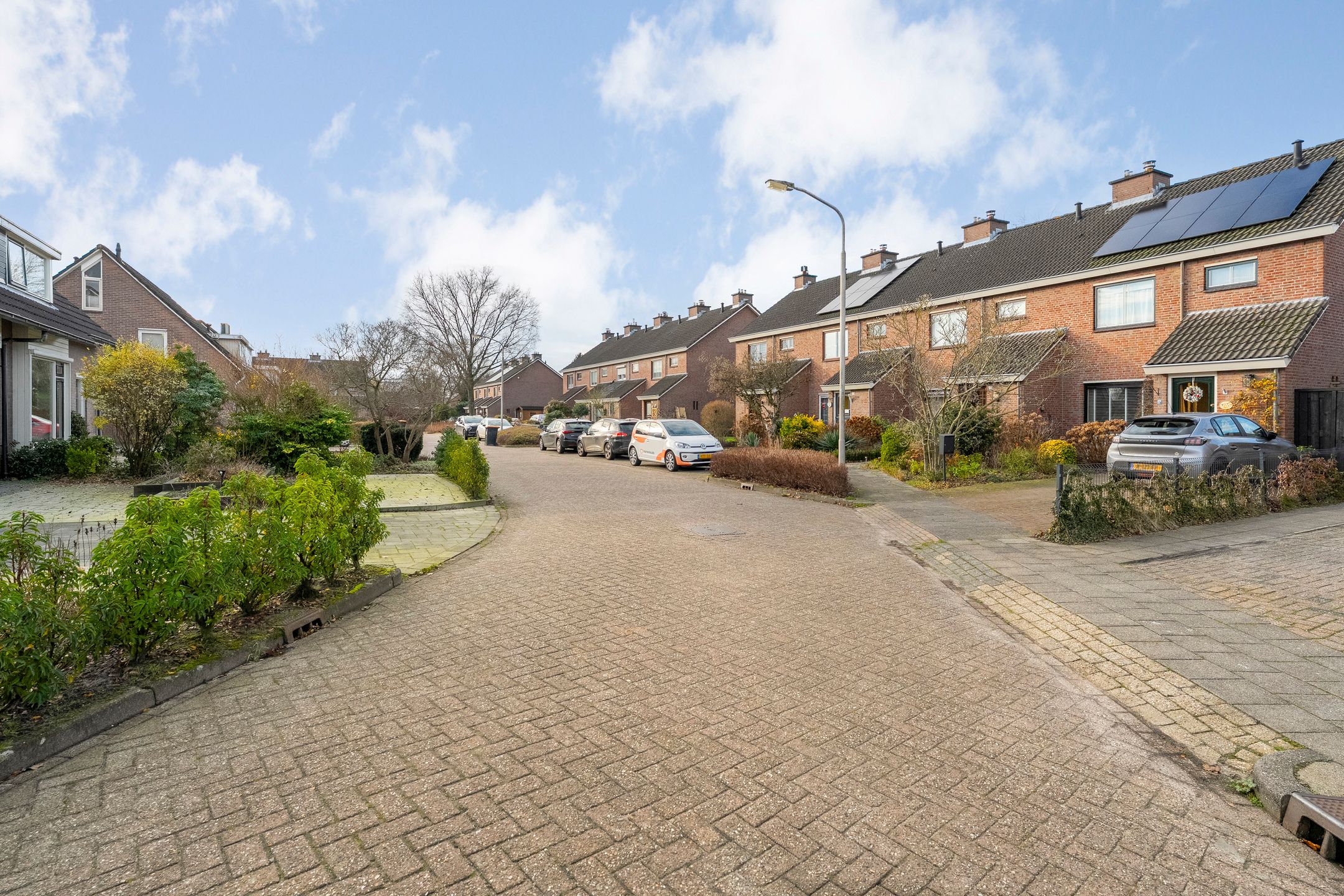 Photo 36 of Carry van Bruggenstraat 39