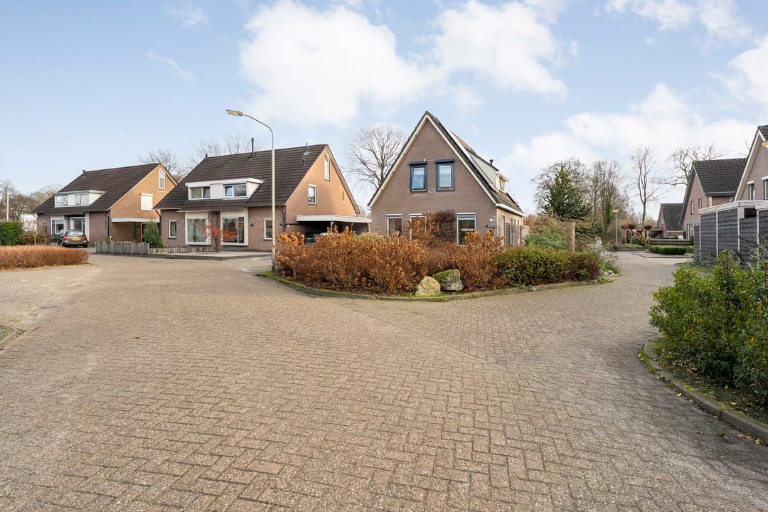 Photo 37 of Carry van Bruggenstraat 39