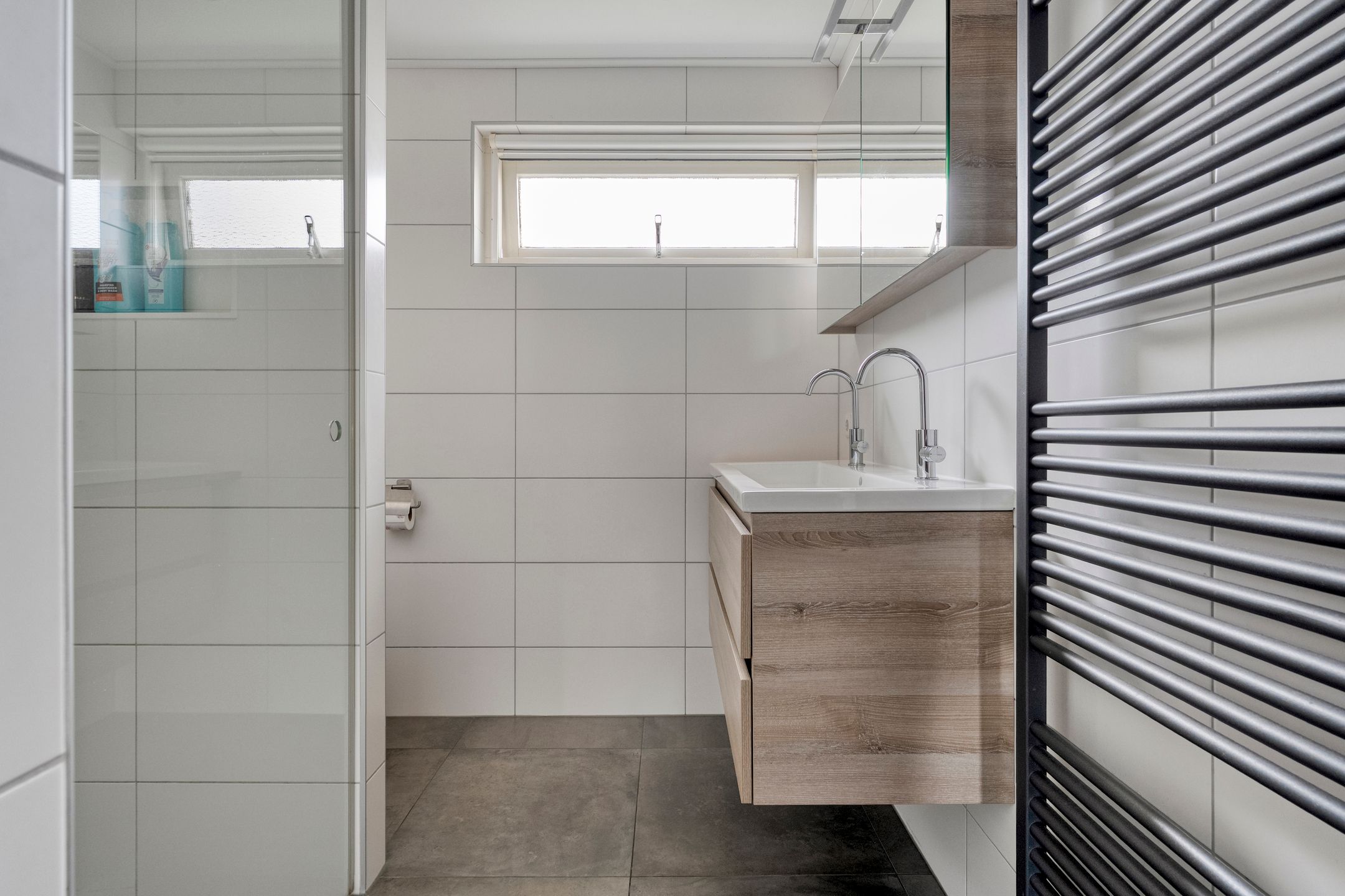 Photo 24 of Carry van Bruggenstraat 39