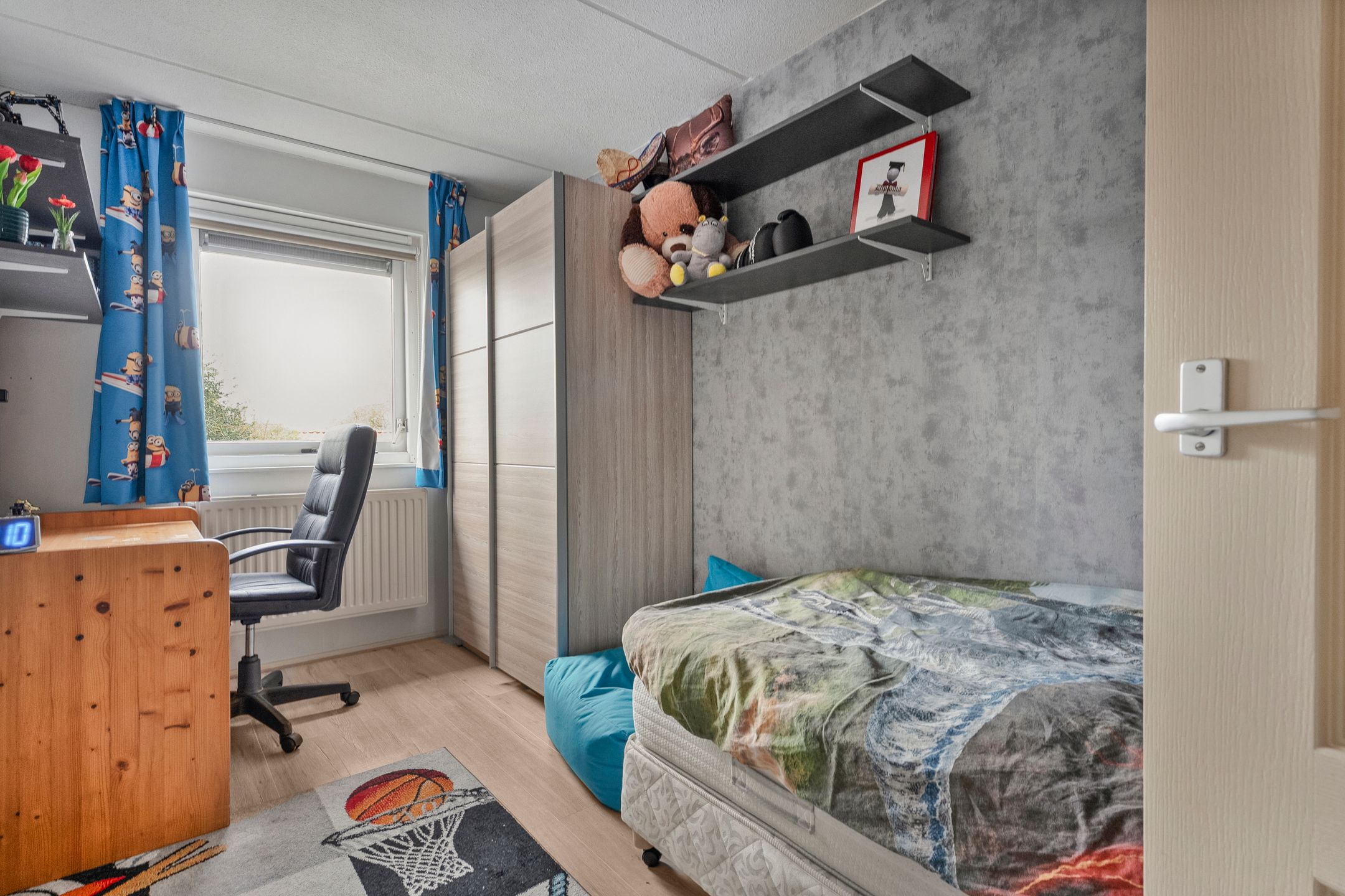 Photo 18 of Carry van Bruggenstraat 39