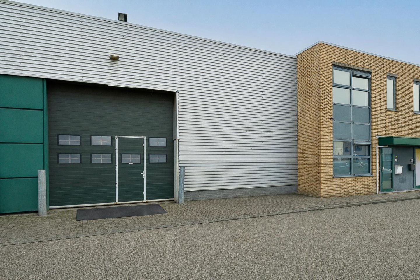 View photo 2 of Driemanssteeweg 48