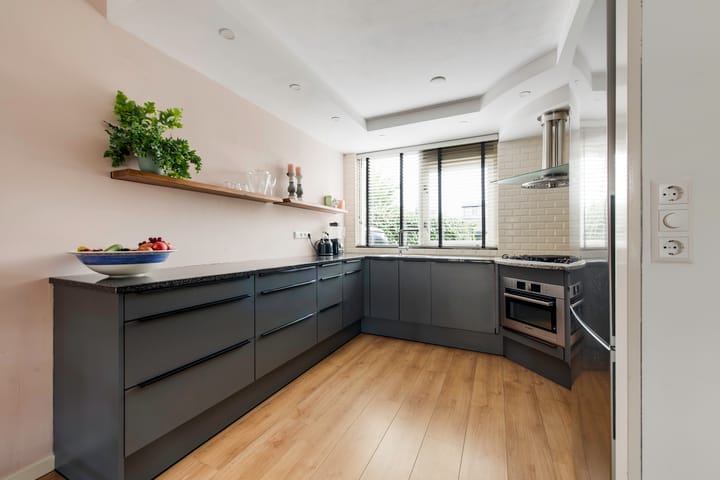 Photo 4 of Witte de Withlaan 21