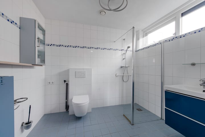 Photo 17 of Witte de Withlaan 21