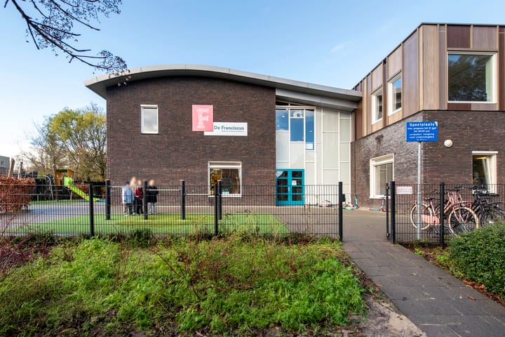 Photo 32 of Witte de Withlaan 21