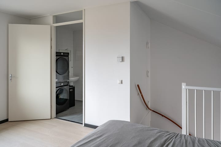 Photo 23 of Maria Montessoristraat 44