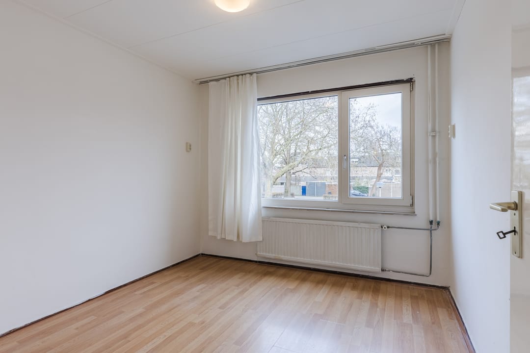 Photo 13 of Lijsterbeslaan 15