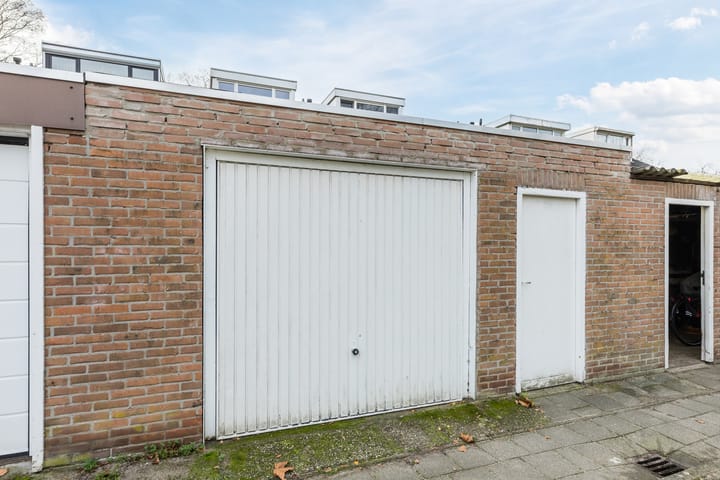 Photo 25 of Lijsterbeslaan 15