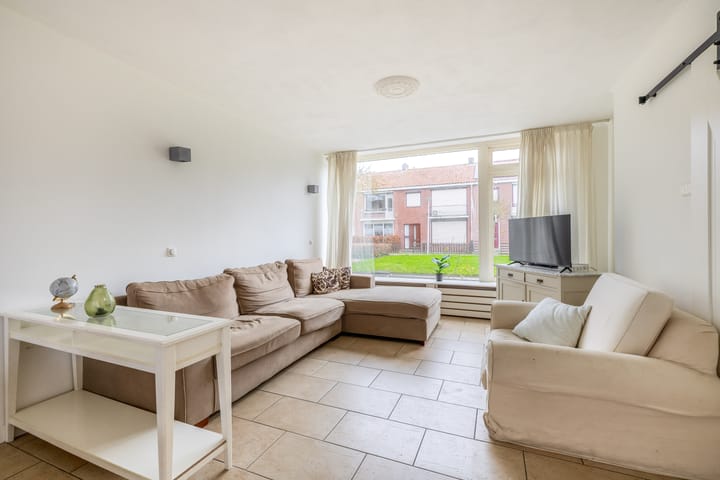 Photo 2 of van Alkemadelaan 53