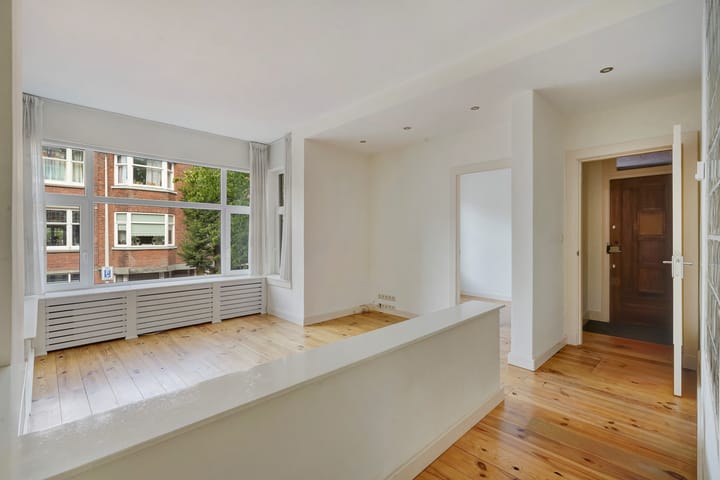 Photo 2 of Stuyvesantstraat 335