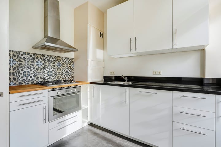 Photo 23 of Stuyvesantstraat 335