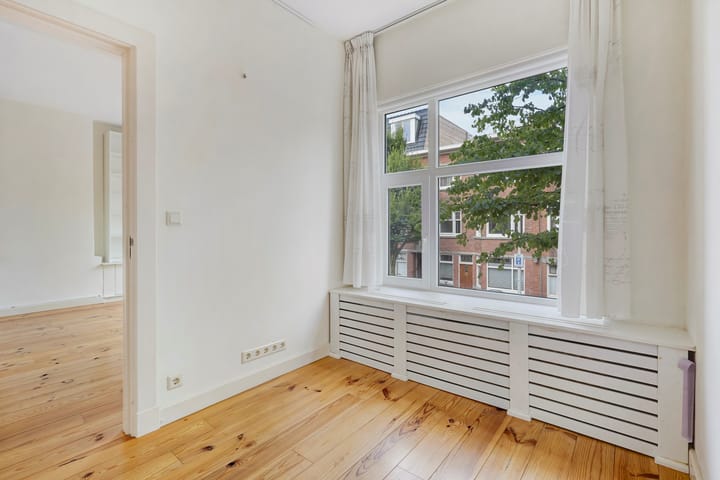 Photo 30 of Stuyvesantstraat 335