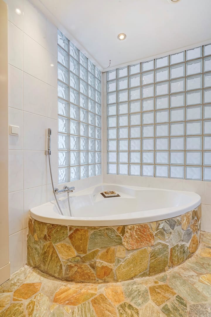 Photo 48 of Stuyvesantstraat 335