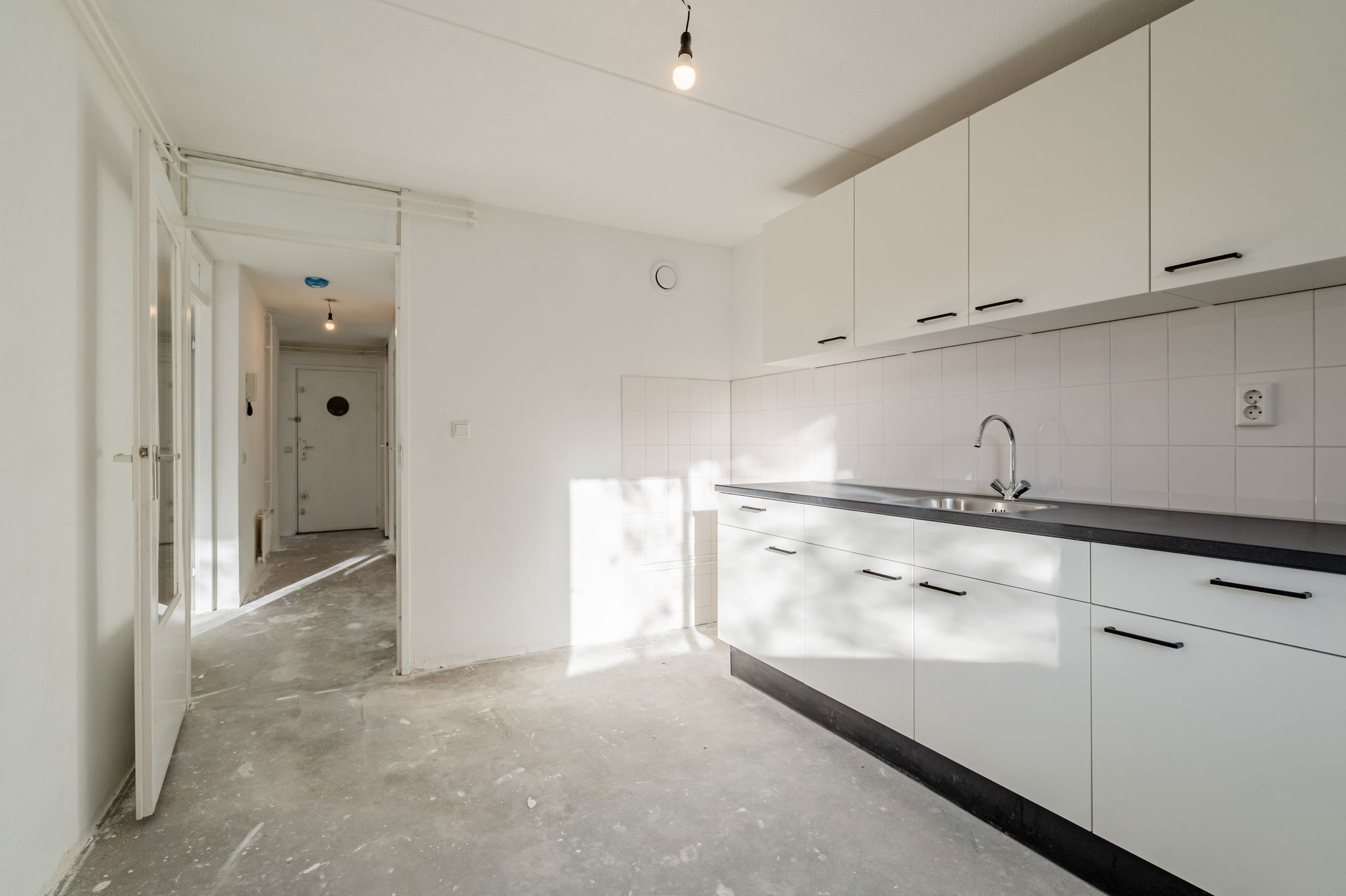 Photo 12 of Houtrijkstraat 154