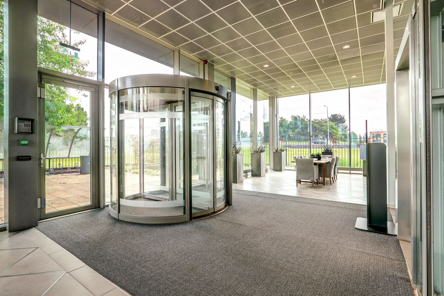 Bekijk foto 3 van New Yorkstraat 10