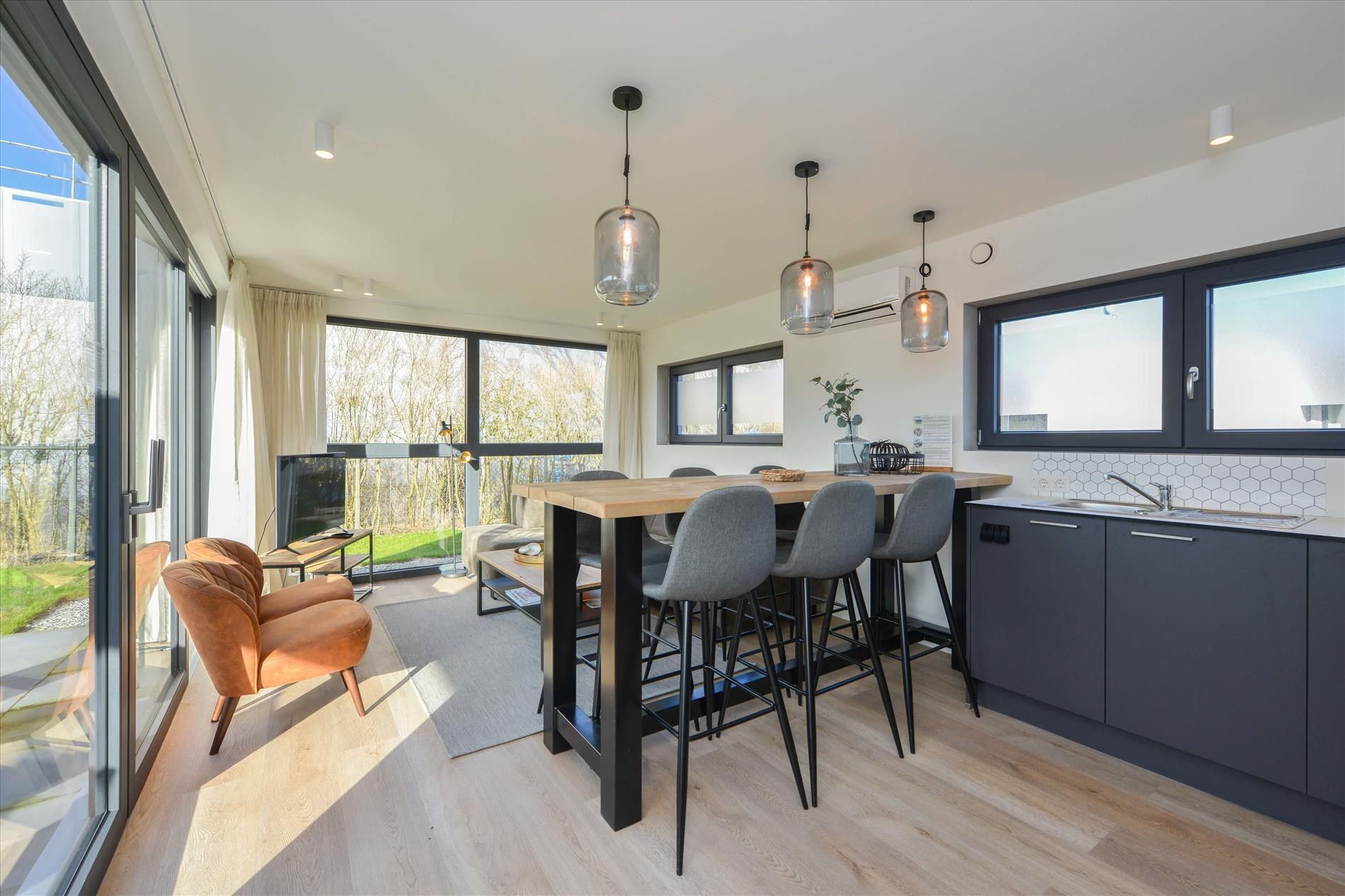 Foto 6 van Geertruidaweg 3-8