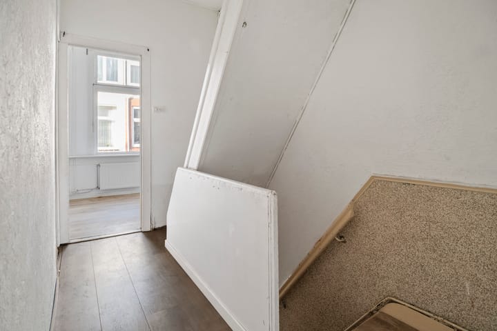 Photo 15 of Berckheydestraat 14-ZW