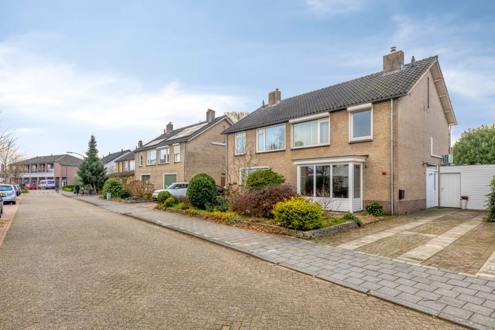 Foto 33 van Dianastraat 38