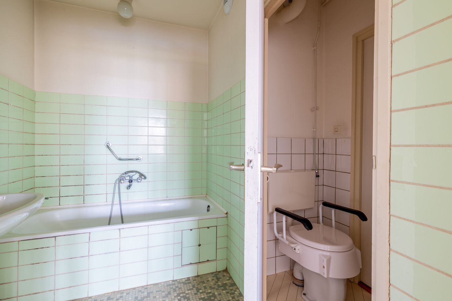 Foto 29 van Burgemeester Wuiteweg 145