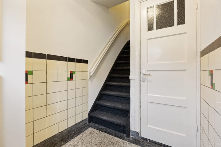 Foto 7 van van Heutszstraat 50