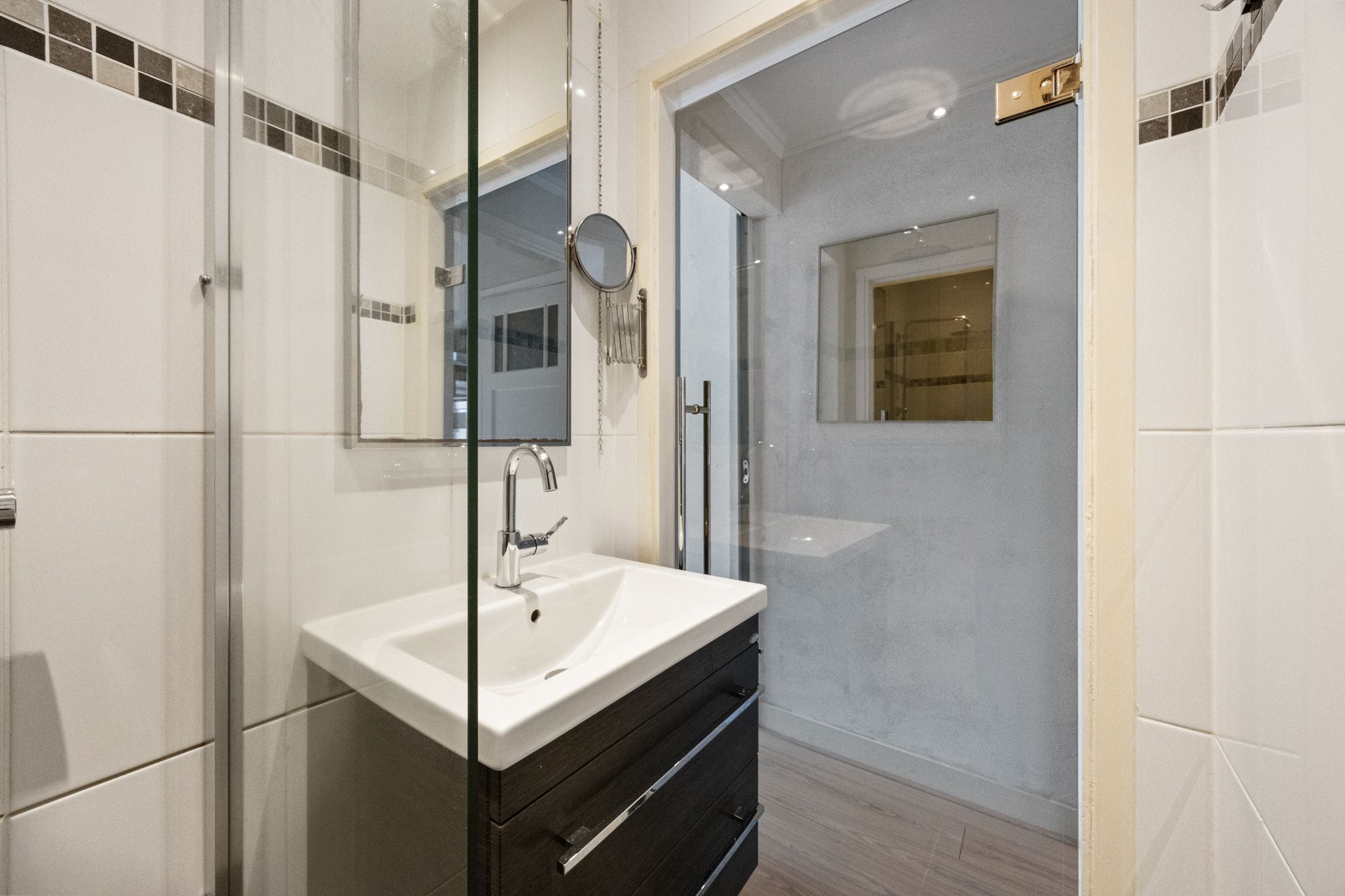 Photo 21 of van Heutszstraat 50