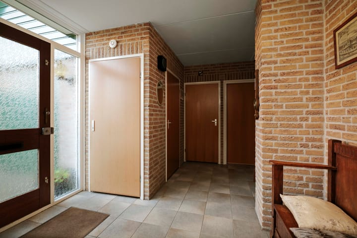 Photo 17 of Joke Smitlaan 13