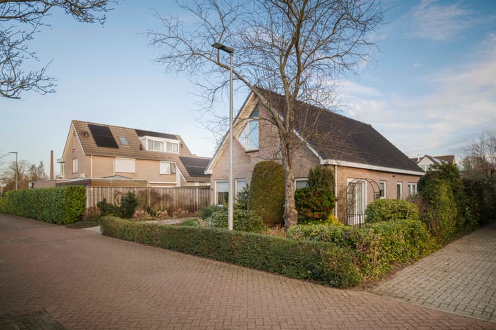 Photo 28 of Joke Smitlaan 13