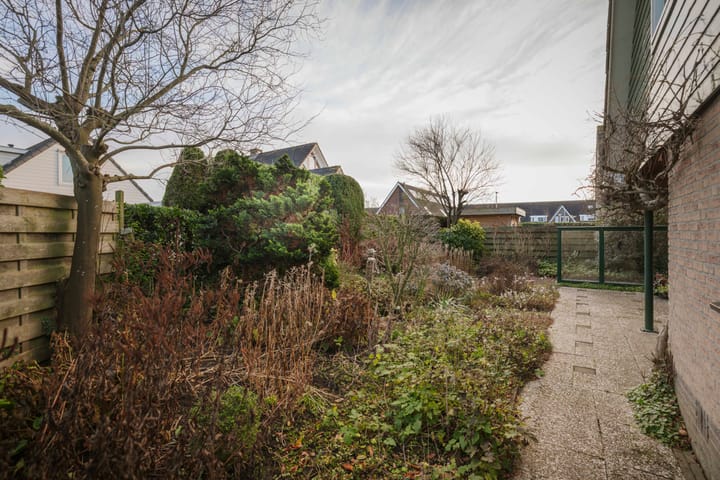 Photo 34 of Joke Smitlaan 13