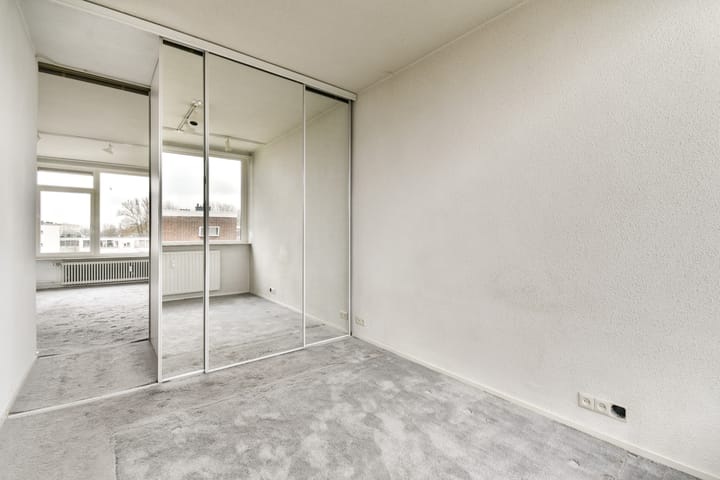 Foto 16 van Burgemeester Van Haarenlaan 682