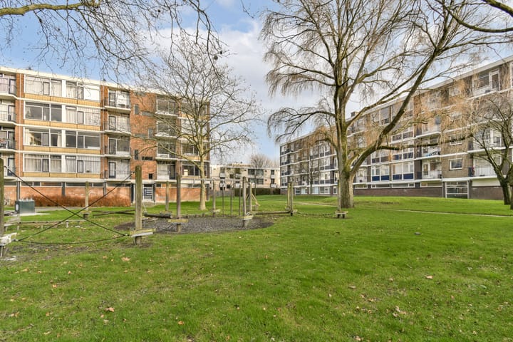 Foto 20 van Burgemeester Van Haarenlaan 682