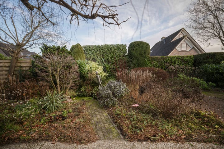 Photo 33 of Joke Smitlaan 13