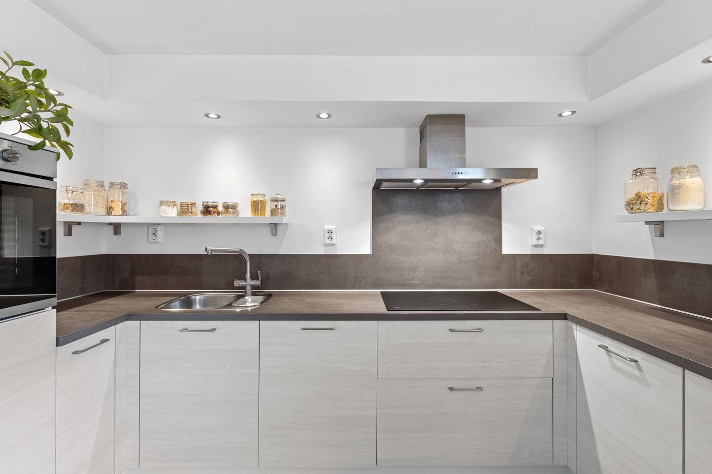 Foto 20 van Wouwseweg 83