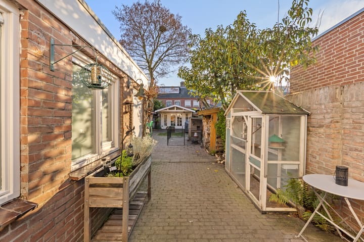 Photo 38 of Wouwseweg 83