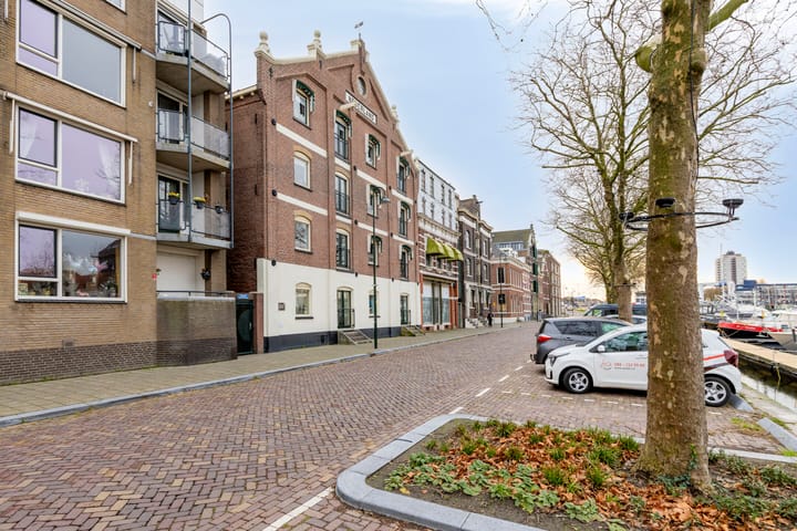 Photo 8 of Oosthavenkade 53-E