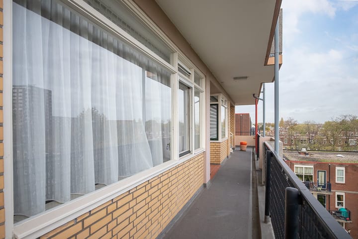 Foto 27 van Robert Baeldestraat 147