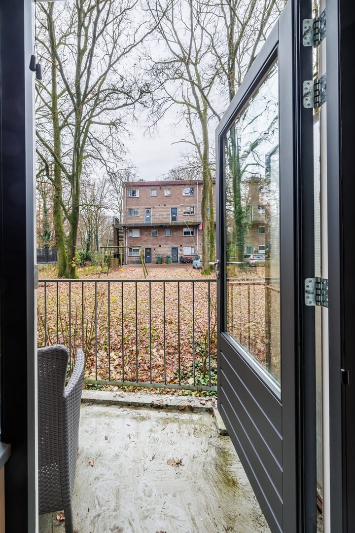 Photo 8 of van Heutszlaan 26