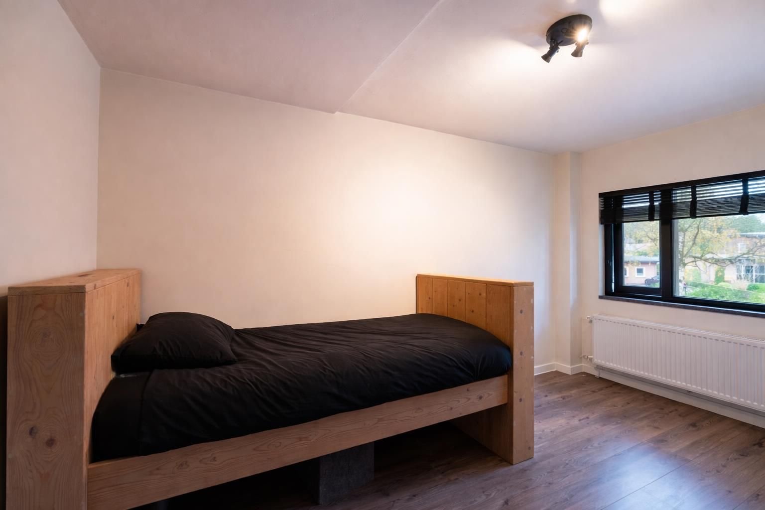 Foto 18 van van Heutszlaan 26